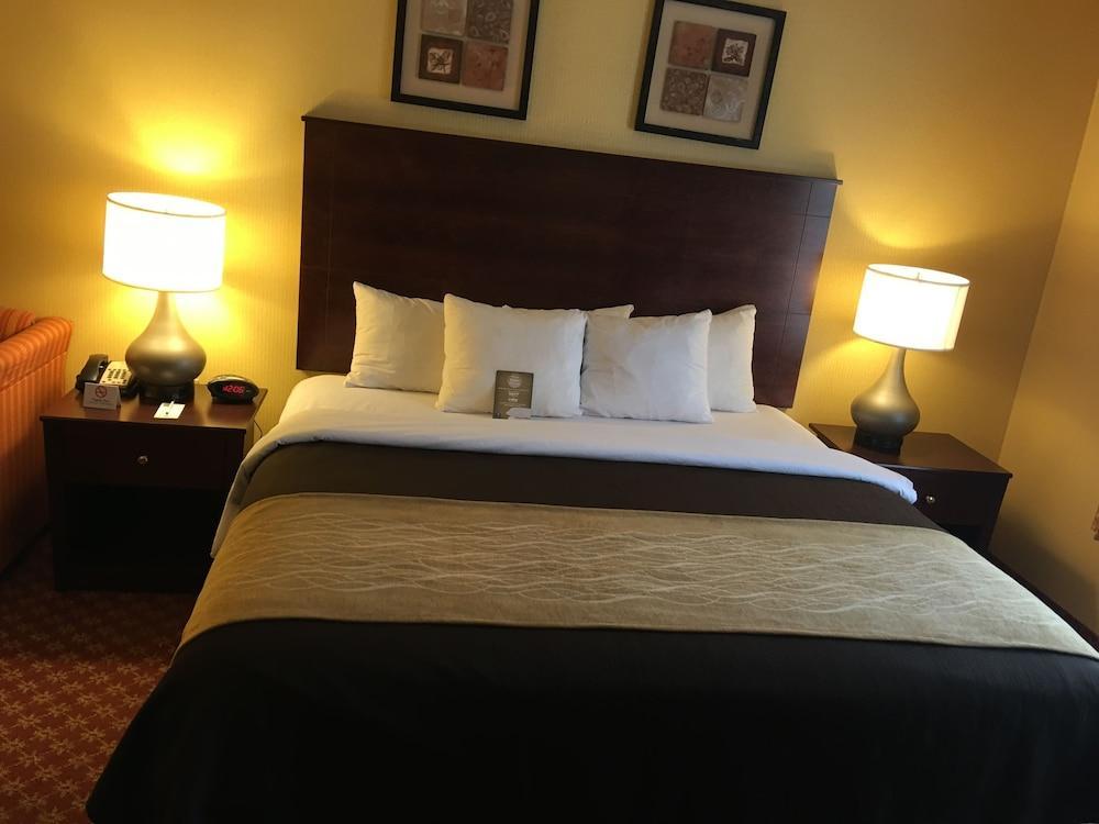 Comfort Inn Naugatuck-Shelton, Ct Exterior photo